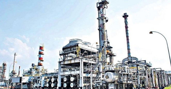 দেশের একমাত্র তেল শোধনাগার বন্ধ ঘোষণা